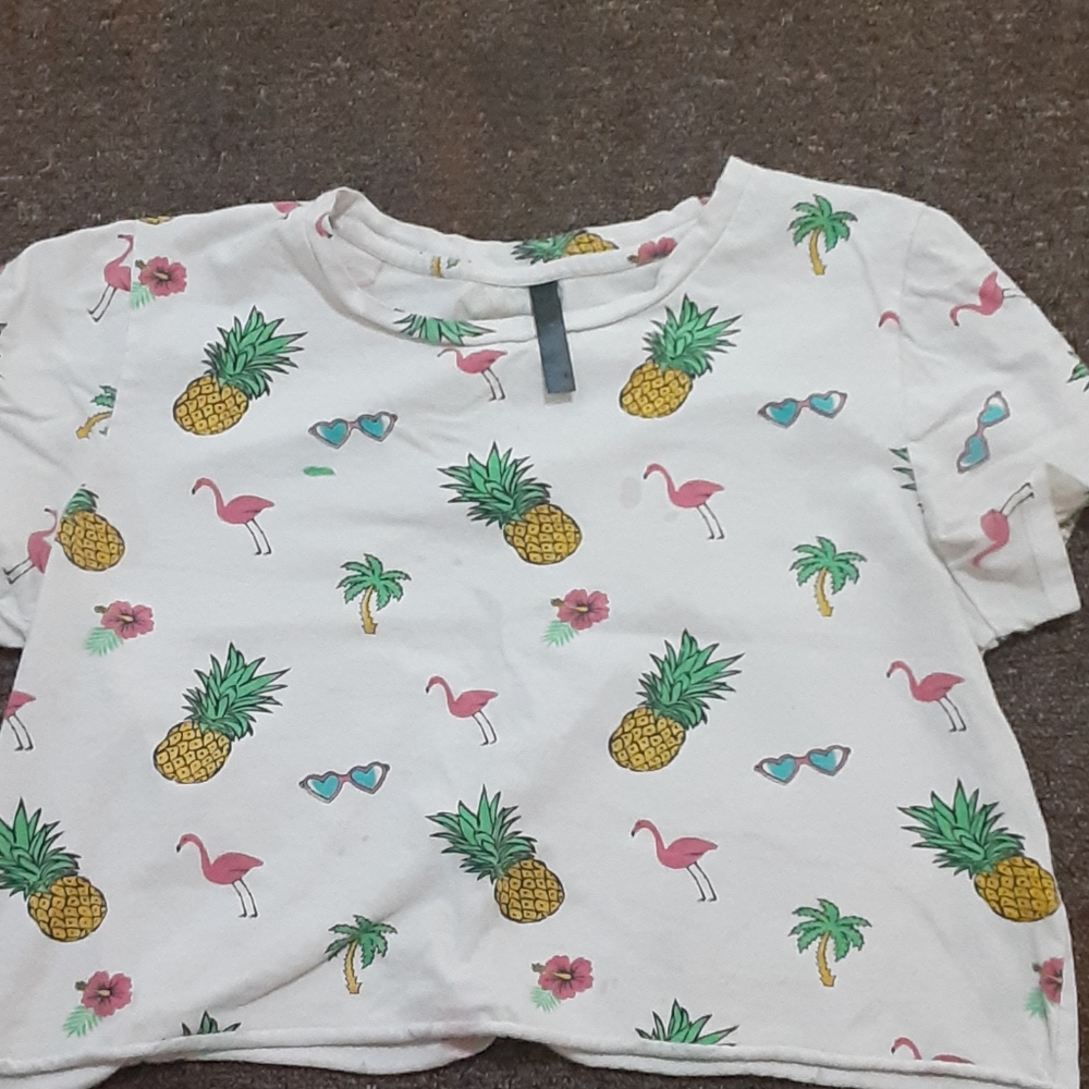 Loose fitting crop top